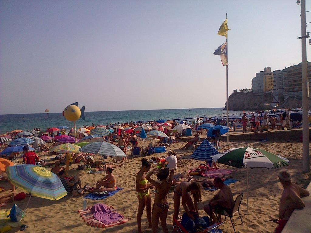 Hotel Iris Benidorm Buitenkant foto