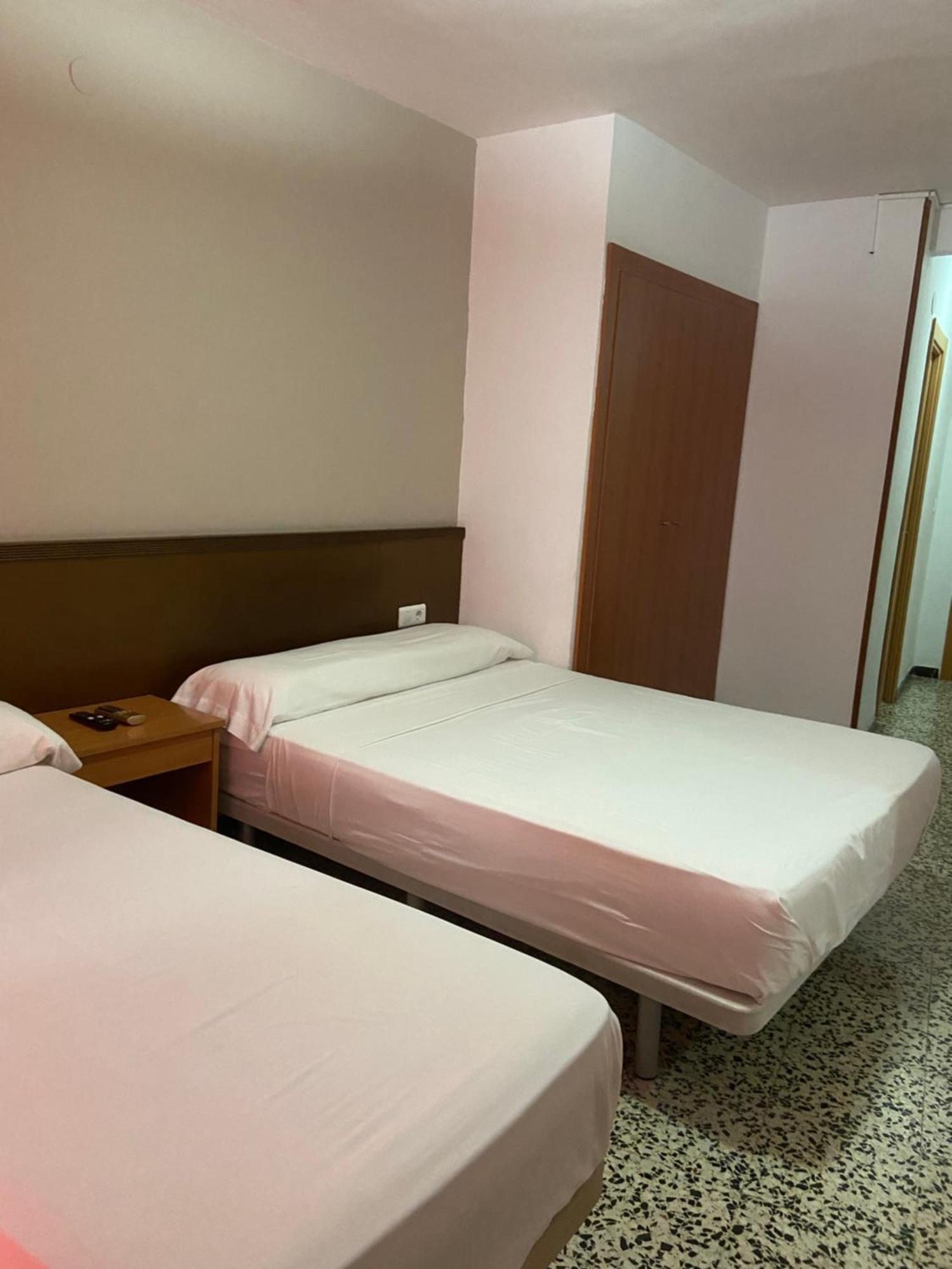 Hotel Iris Benidorm Buitenkant foto