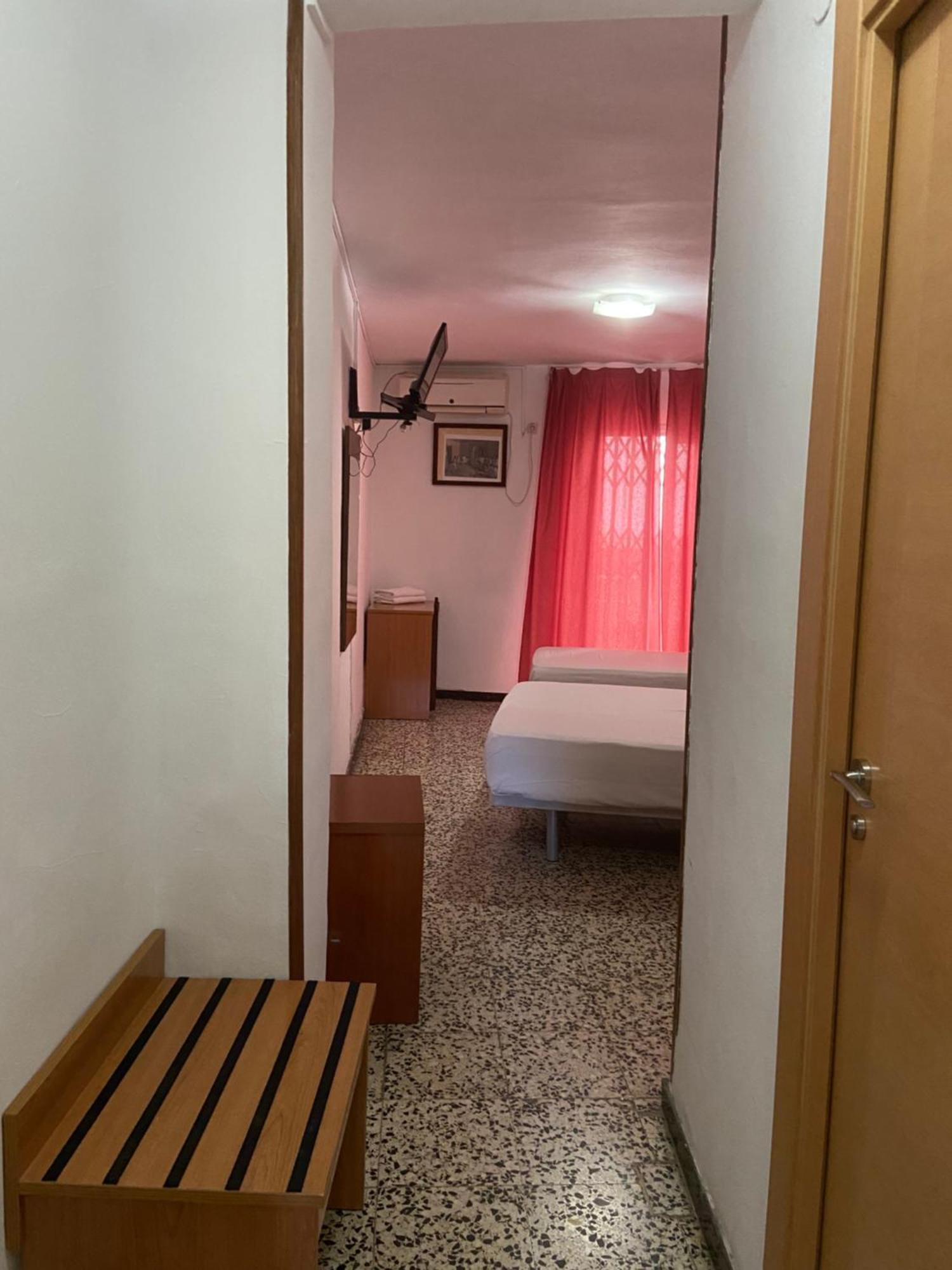 Hotel Iris Benidorm Buitenkant foto