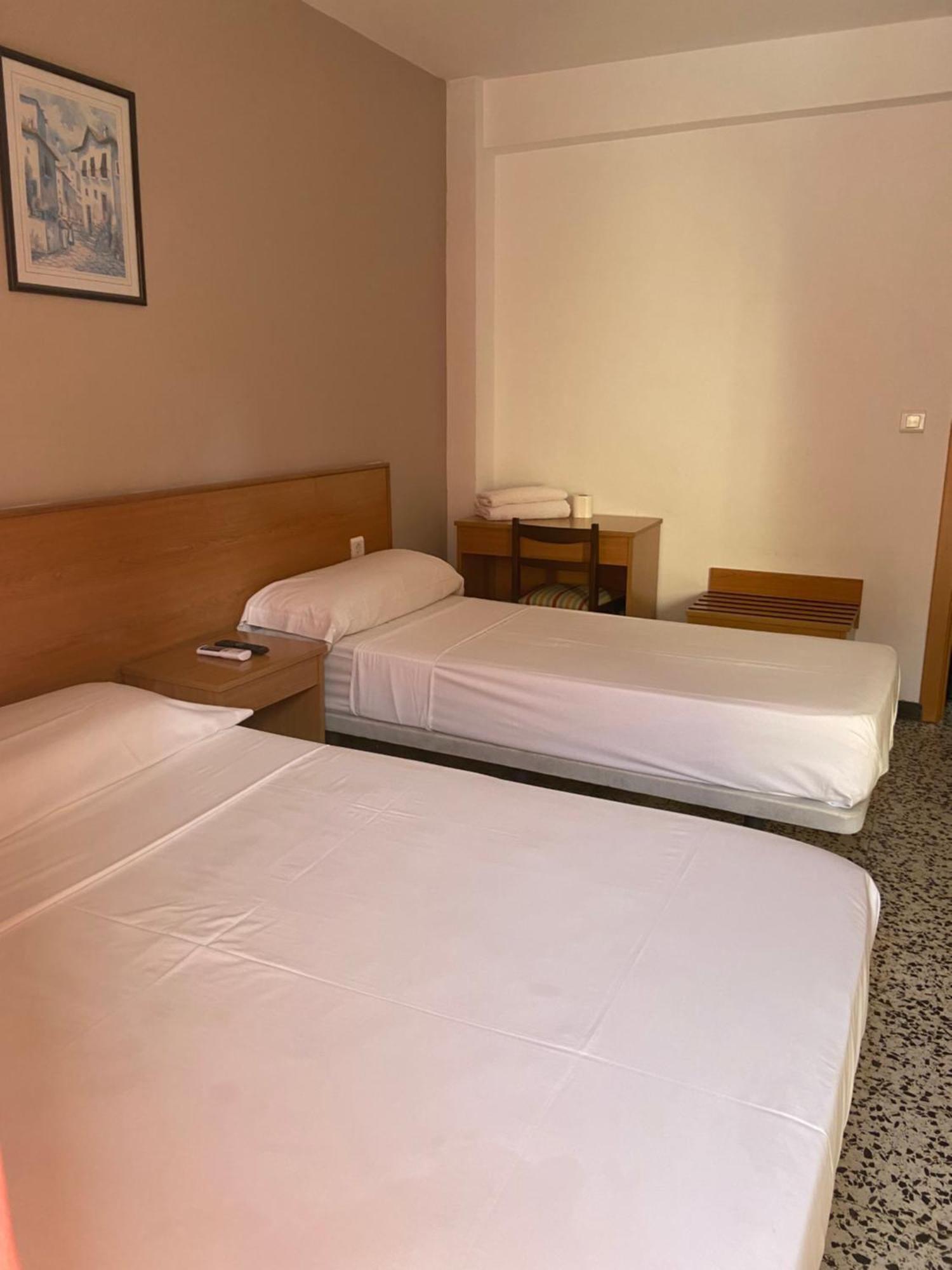 Hotel Iris Benidorm Buitenkant foto