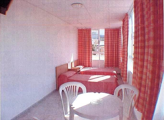 Hotel Iris Benidorm Kamer foto