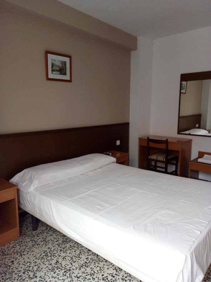 Hotel Iris Benidorm Buitenkant foto