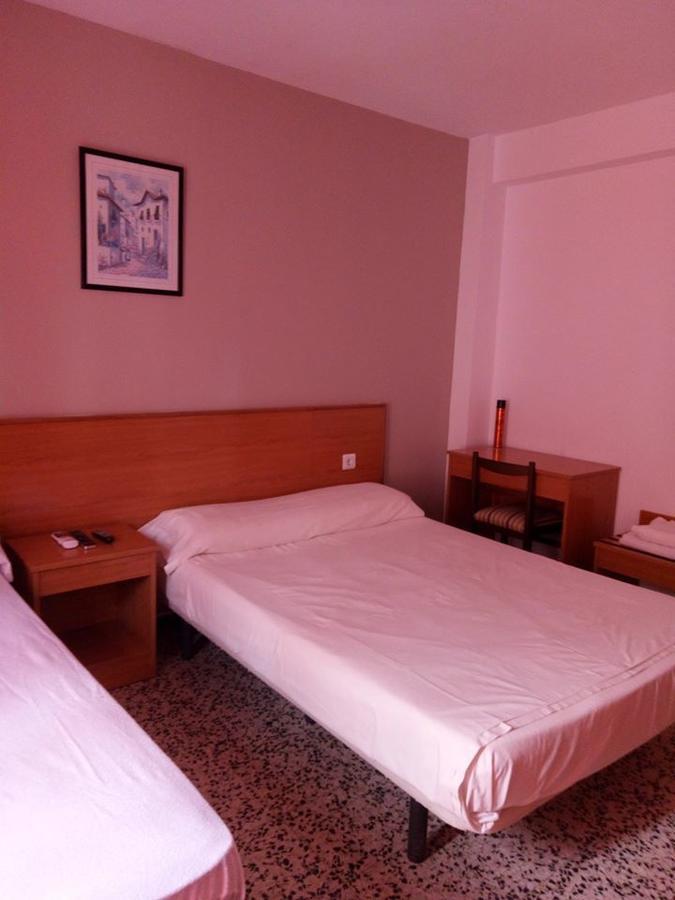 Hotel Iris Benidorm Buitenkant foto